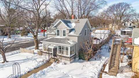 2744 30th Avenue S, Minneapolis, MN 55406