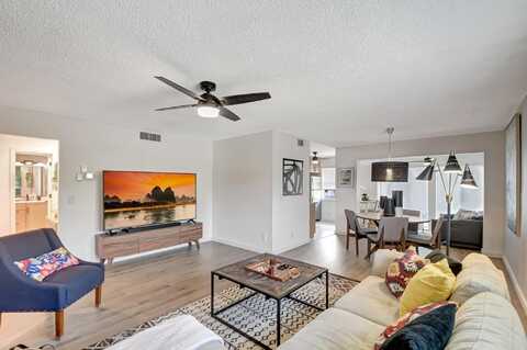 23 Colonial Club Drive, Boynton Beach, FL 33435