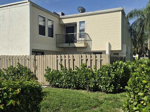 11999 Shakerwood Lane, Wellington, FL 33414