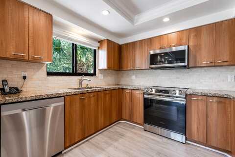 15694 Loch Maree Lane, Delray Beach, FL 33446