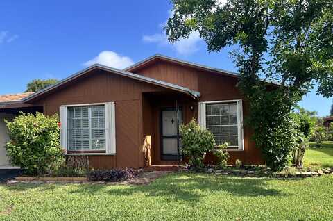 543 SE 27th Way, Boynton Beach, FL 33435