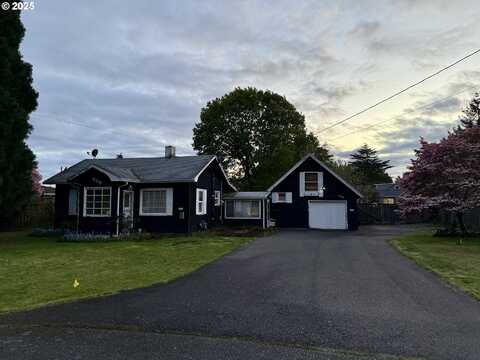 829 NE 107TH AVE, Portland, OR 97220
