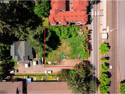 17310 E BURNSIDE ST, Portland, OR 97233