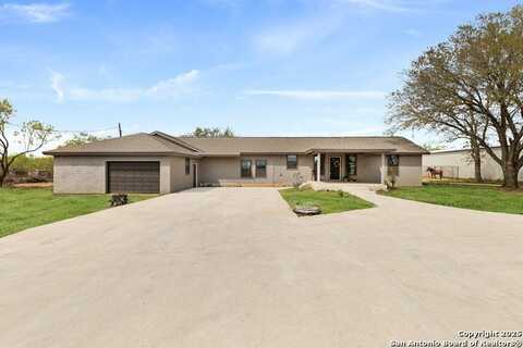 200 S Pr 6631, Devine, TX 78016