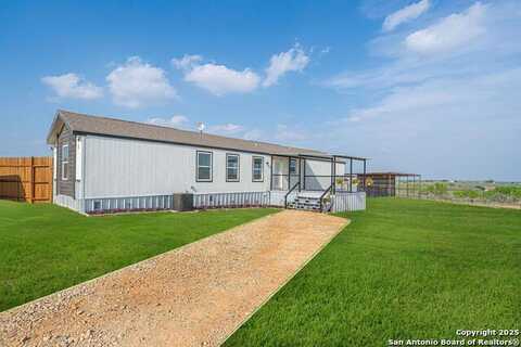 213 Twin Lakes, Sutherland Springs, TX 78161
