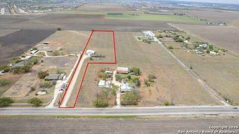 1867 Fm 758, New Braunfels, TX 78130