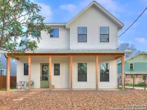 605 Graham, Boerne, TX 78006