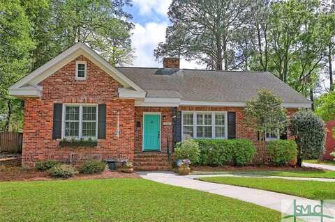 121 E 64th Street, Savannah, GA 31405