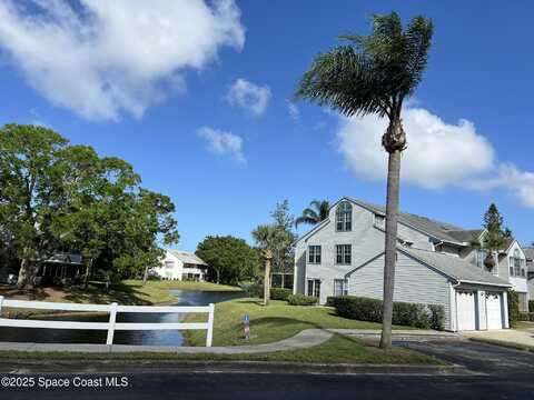 4890 Lake Waterford Way, Melbourne, FL 32901