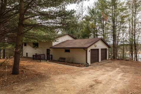 343 Ember Court, Oxford, WI 53952