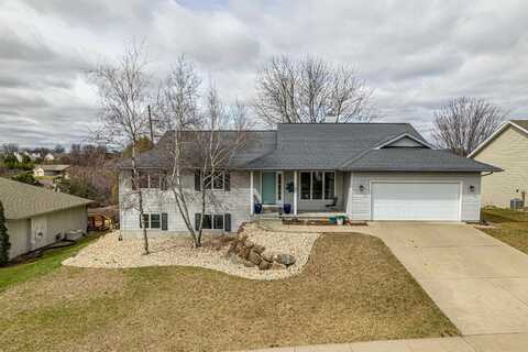 420 Fairway Street, Mount Horeb, WI 53572