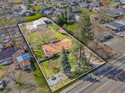 7687 Atlantic Avenue, White City, OR 97503