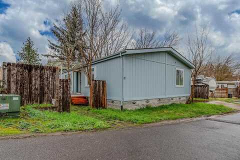 939 S Valley View Road, Ashland, OR 97520