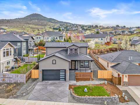4424 Park Ridge Drive, Medford, OR 97504