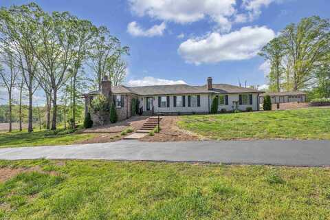 1016 Fish Camp Road, Chesnee, SC 29323