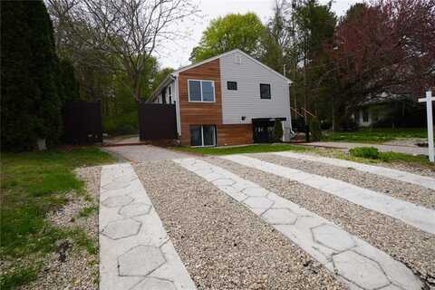 137 Overlook Drive, Warwick, RI 02818