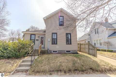 213 First Avenue, Manistee, MI 49660