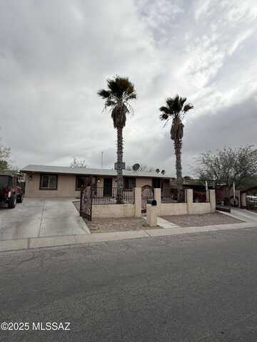 2931 W Calle Canario, Tucson, AZ 85746