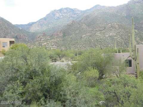 6470 N Lazulite Place, Tucson, AZ 85750