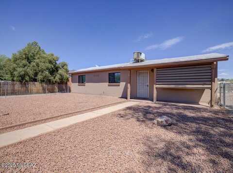 2702 N Dodge Boulevard, Tucson, AZ 85716