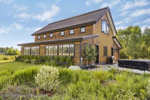 2780 N BLACK SHEEP FARM Road, Alta, WY 83414
