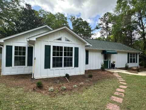 594 Green Oaks Road, Havana, FL 32333