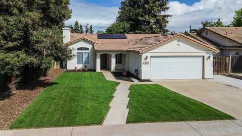 1112 S Cain Street, Visalia, CA 93292