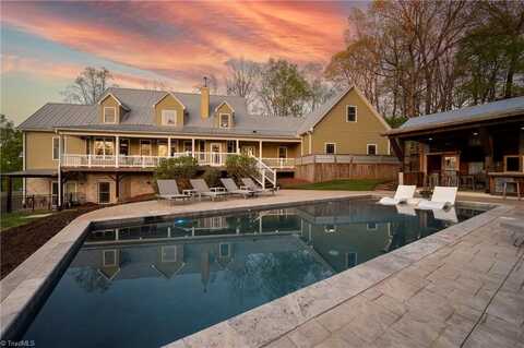 153 Finn Hollow Lane, Advance, NC 27006