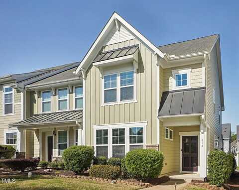 912 Ambergate Station, Apex, NC 27502