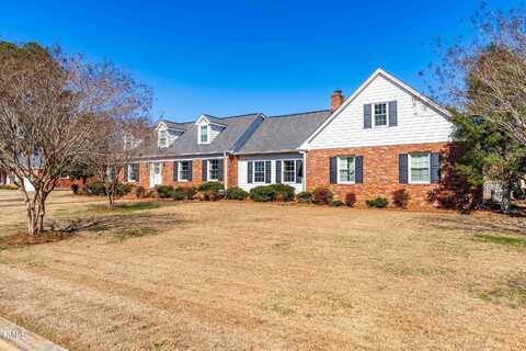 504 W Brocklyn Street, Benson, NC 27504