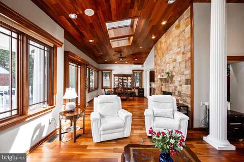 3951 MASSACHUSETTS AVENUE NW, WASHINGTON, DC 20016