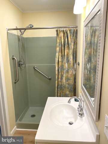 1264 W LEESPORT ROAD, LEESPORT, PA 19533