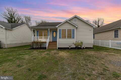 418 LINCOLN AVENUE, COLONIAL BEACH, VA 22443