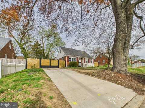 913 BROOKE ROAD, CAPITOL HEIGHTS, MD 20743