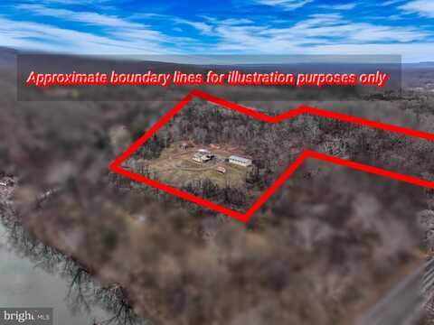 61 TEAL DRIVE, GREEN SPRING, WV 26722