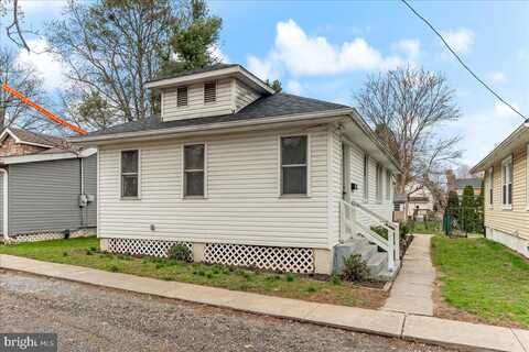 251 HICKORY STREET, OXFORD, PA 19363