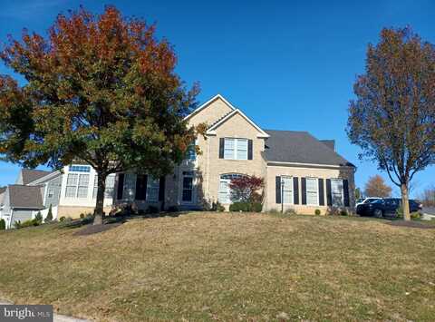 15 ROVING DRIVE, MARTINSBURG, WV 25403