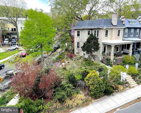 2202 CATHEDRAL AVENUE NW, WASHINGTON, DC 20008