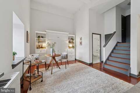 219 S 18TH STREET, PHILADELPHIA, PA 19103