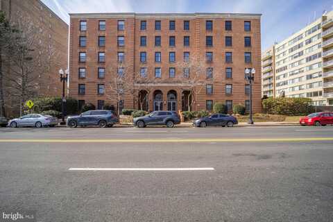 2828 WISCONSIN AVENUE NW, WASHINGTON, DC 20007