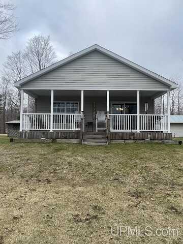 32399 W Johnson Lake, Eckerman, MI 49728