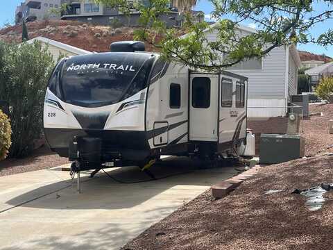840 N Twin Lakes DR, Saint George, UT 84770