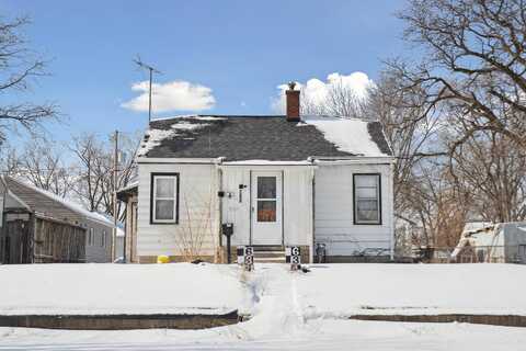 634 Englewood Avenue, Waterloo, IA 50701