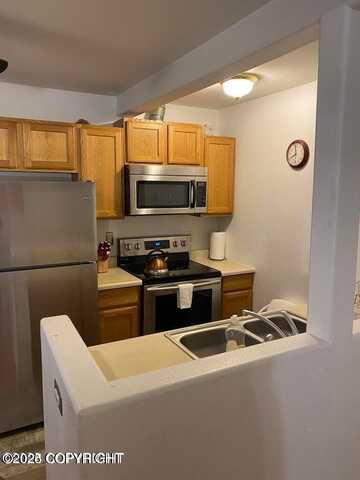 1435 W 25th Avenue, Anchorage, AK 99503