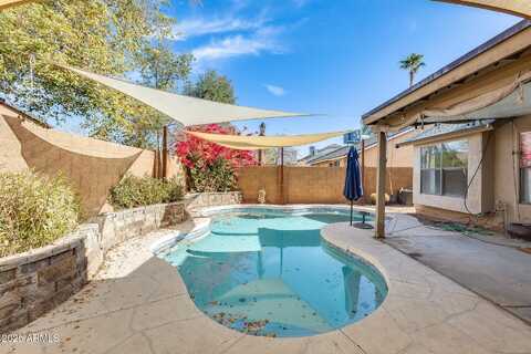 8818 W VIRGINIA Avenue, Phoenix, AZ 85037