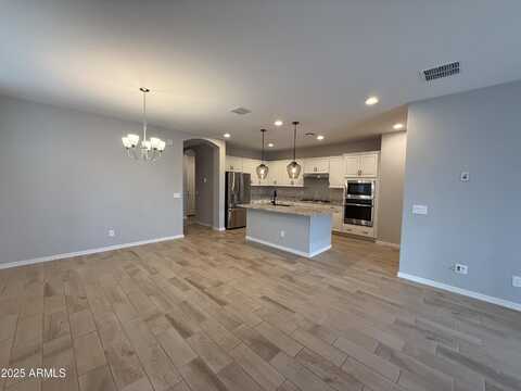 2851 W NEW RIVER Drive, San Tan Valley, AZ 85144
