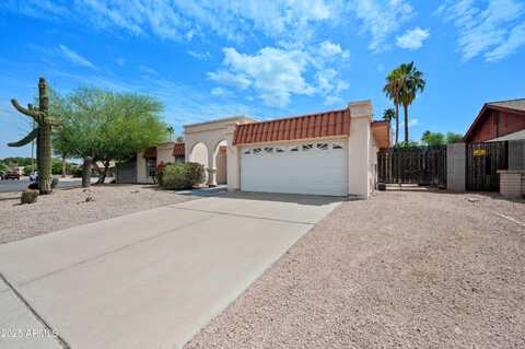 2707 W Onza Circle, Mesa, AZ 85202