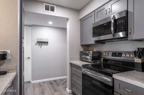 3313 N 68TH Street, Scottsdale, AZ 85251