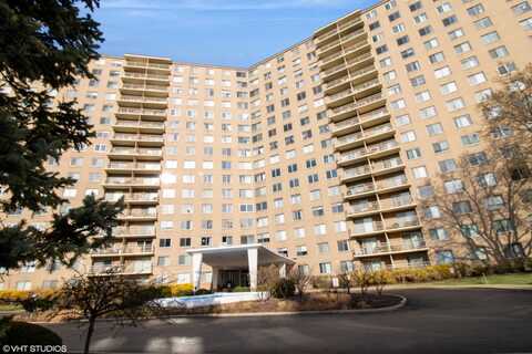 7061 N. Kedzie Avenue, Chicago, IL 60645