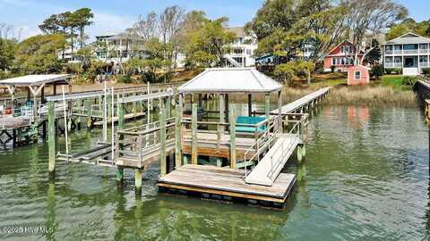 2794 Sea Vista Drive SW, Supply, NC 28462